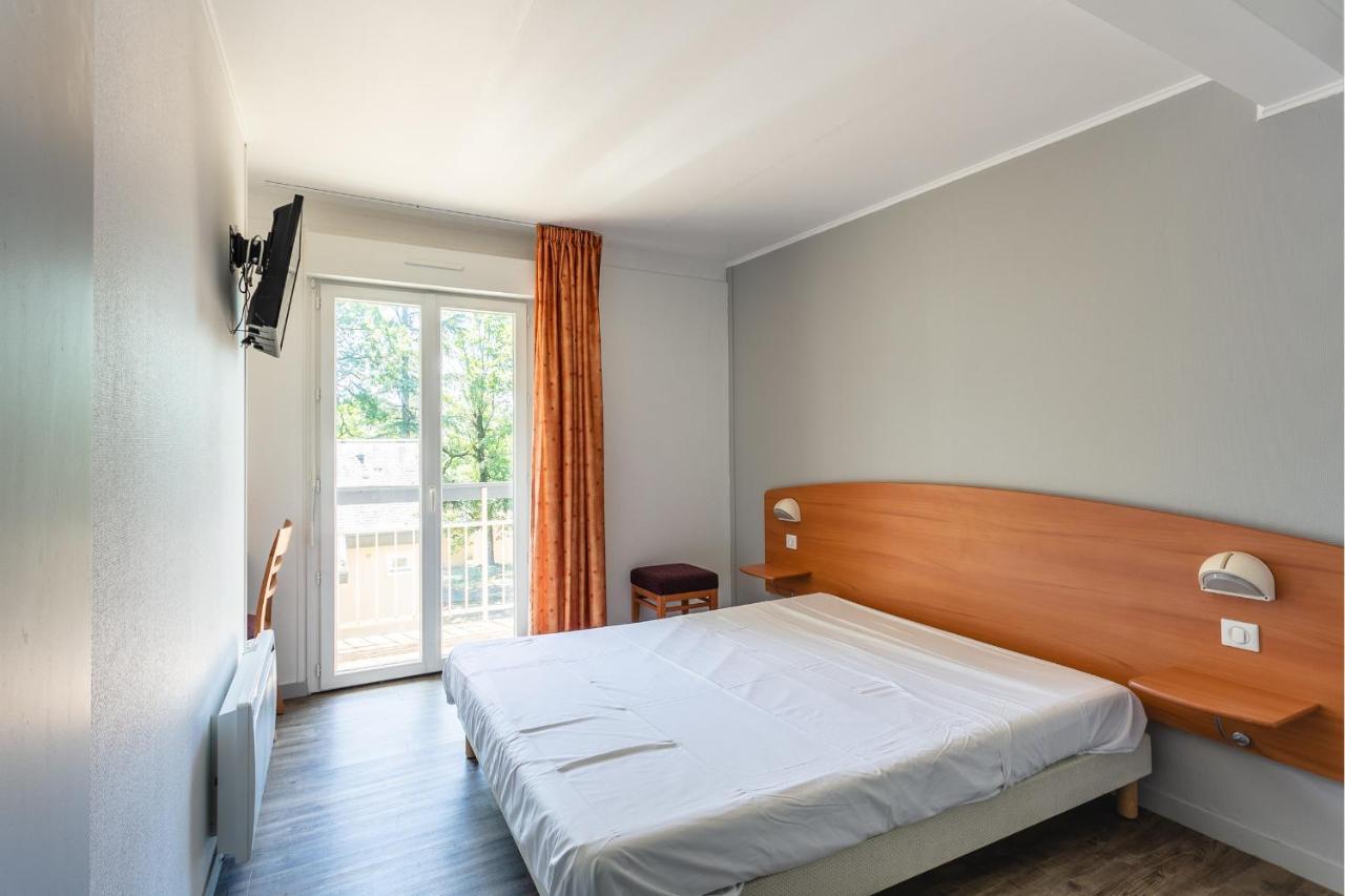 Отель Kamea Club La Gironie Turenne Экстерьер фото