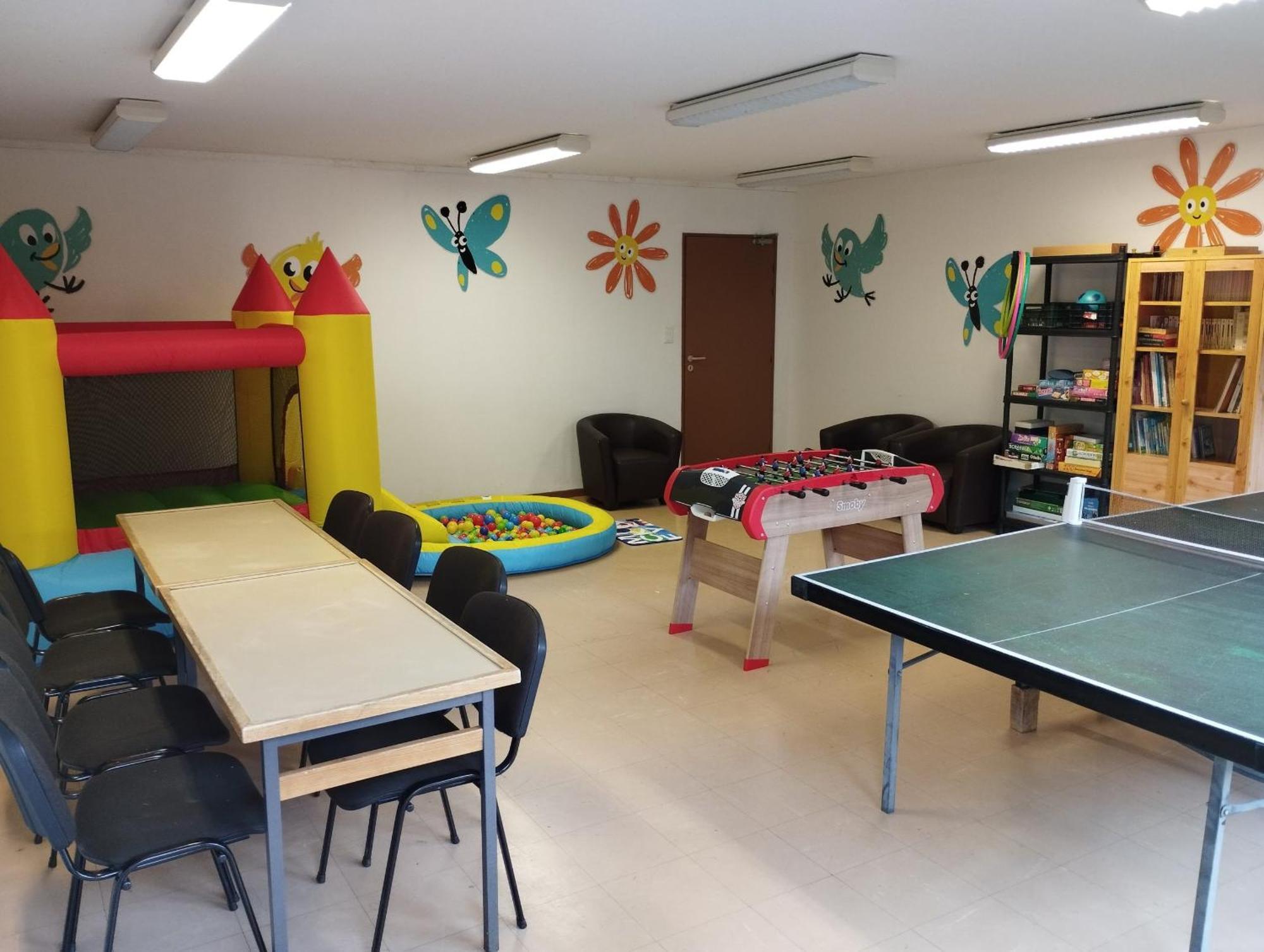 Отель Kamea Club La Gironie Turenne Экстерьер фото